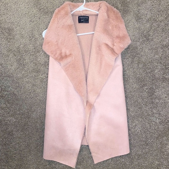 Fur Vest - Picture 1 of 2